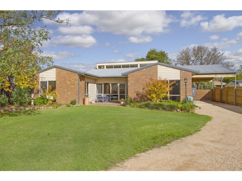 31 Pope Street, Bairnsdale VIC 3875