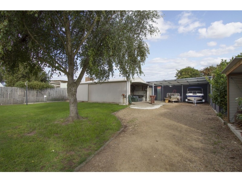 31 Pope Street, Bairnsdale VIC 3875