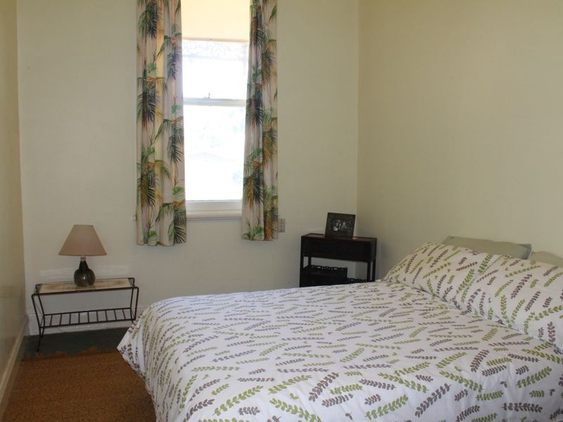 16 Robb Street, Bairnsdale VIC 3875