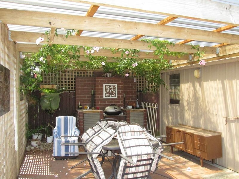 9 Bell Crt, Bairnsdale VIC 3875