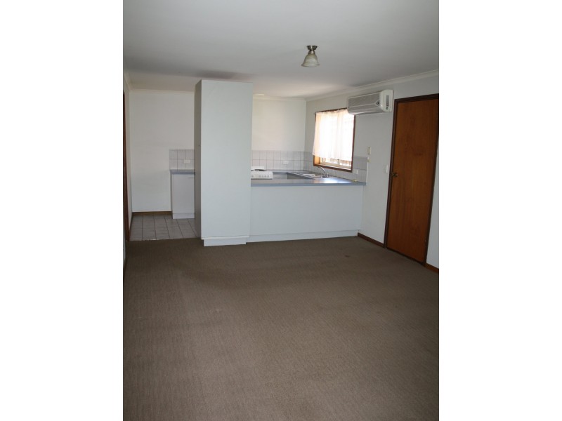 Unit 2/48 Francis Street, Bairnsdale VIC 3875