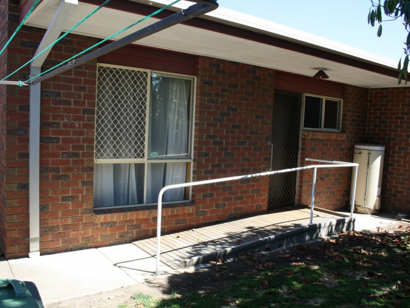 Unit 2/48 Francis Street, Bairnsdale VIC 3875