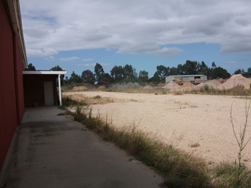 16 McMillan Street, Bairnsdale VIC 3875