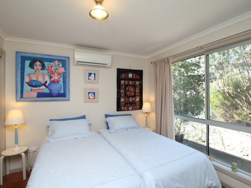 15 Jilwain Avenue, Cabbage Tree Creek VIC 3889