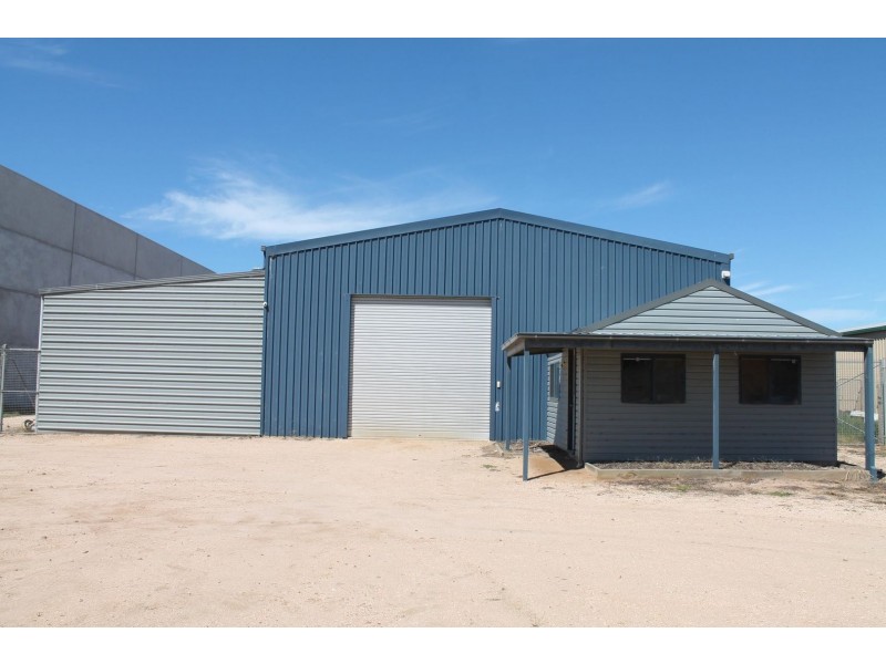 21 Bosworth Rd, Bairnsdale VIC 3875