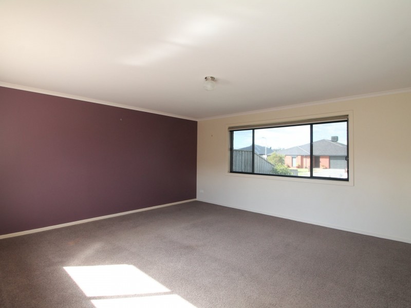 Unit 1/11 Georgia Crt, Bairnsdale VIC 3875