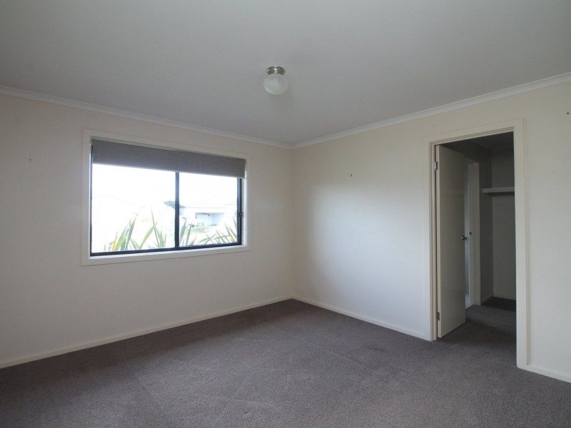 Unit 1/11 Georgia Crt, Bairnsdale VIC 3875