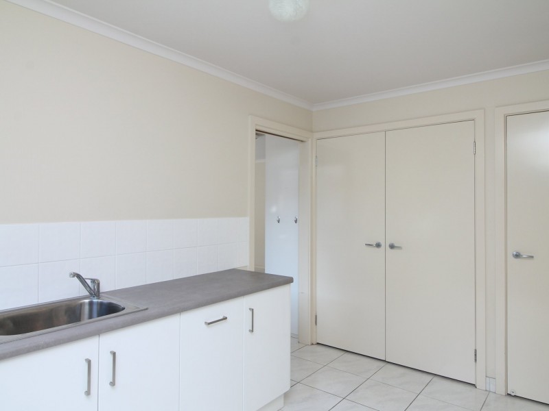 Unit 1/11 Georgia Crt, Bairnsdale VIC 3875