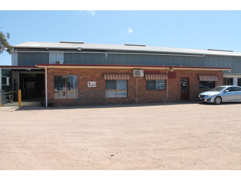 18 Kyle Street, Bairnsdale VIC 3875