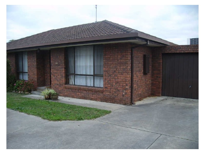 2/38 Pinnock Street, Bairnsdale VIC 3875