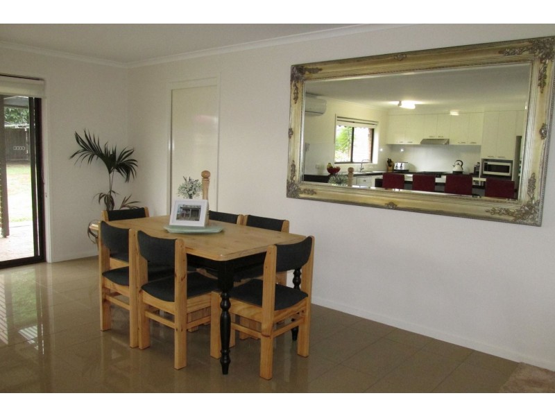 18 Dwyer Street, Wy Yung VIC 3875