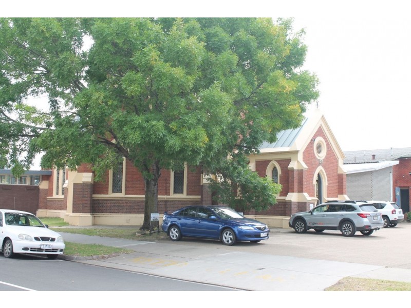 239 Main Street, Bairnsdale VIC 3875