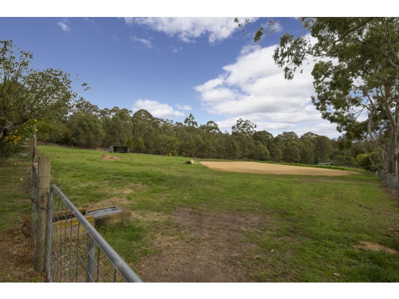 880 Swan Reach Road, Mossiface VIC 3885