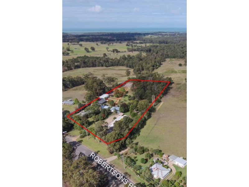 64 Robertsons Road, Kalimna West VIC 3909
