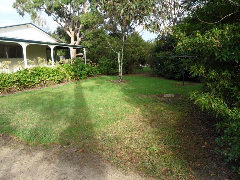 64 Robertsons Road, Kalimna West VIC 3909