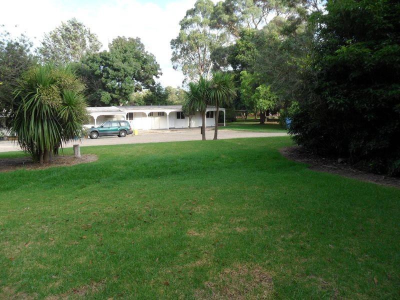 64 Robertsons Road, Kalimna West VIC 3909