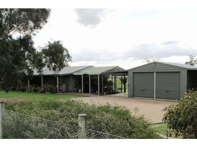 94 Hoyt Street, Lindenow VIC 3865