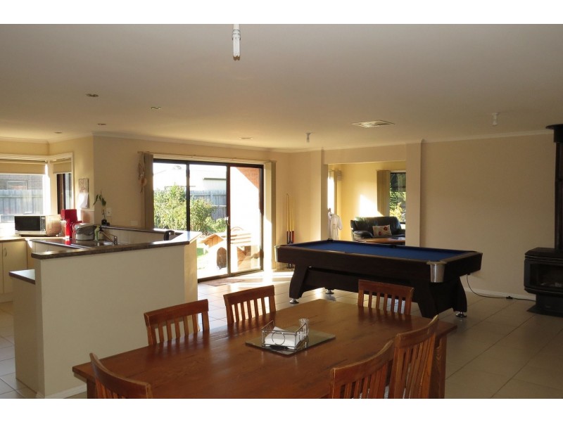 16 Mistana Court, Eastwood VIC 3875