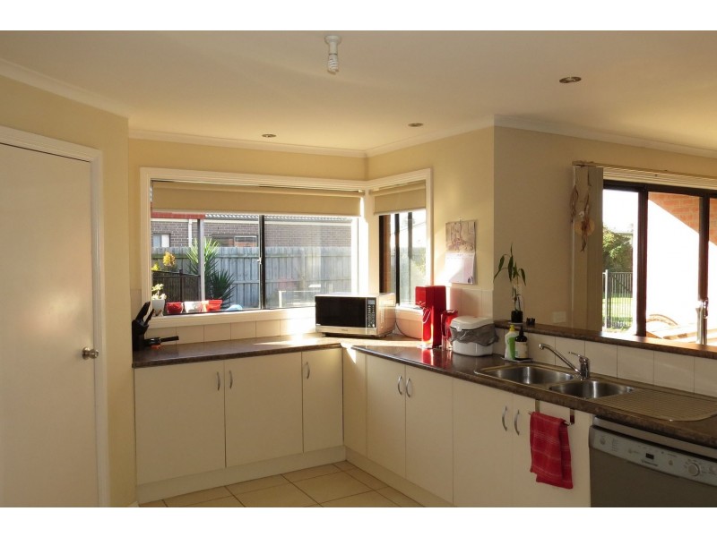 16 Mistana Court, Eastwood VIC 3875