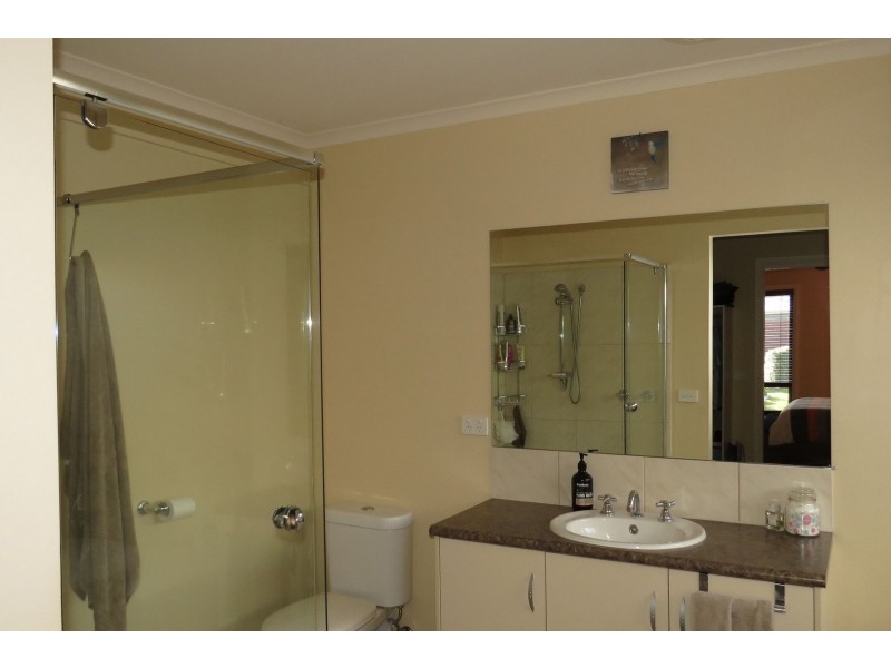 16 Mistana Court, Eastwood VIC 3875