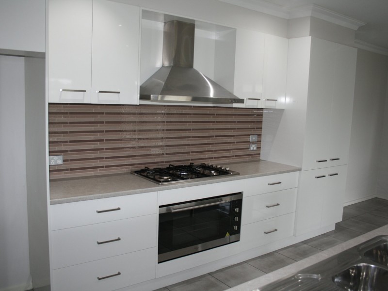 14 Shannon Boulevarde, Bairnsdale VIC 3875