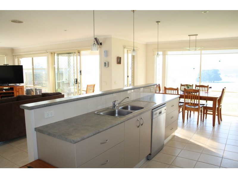 206 Mount Lookout Road, Mount Taylor VIC 3875