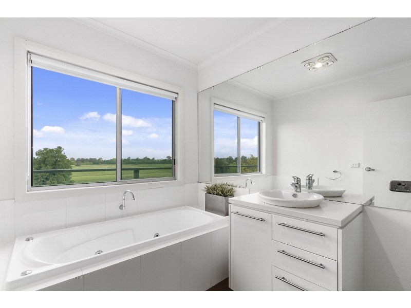 52 The Backwater, Eastwood VIC 3875