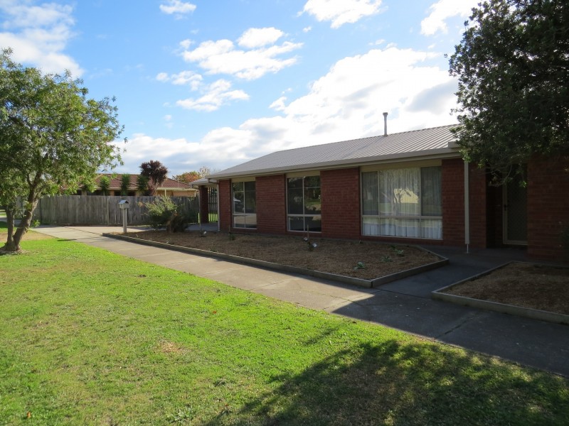 2 Morekana Crescent, Eastwood VIC 3875