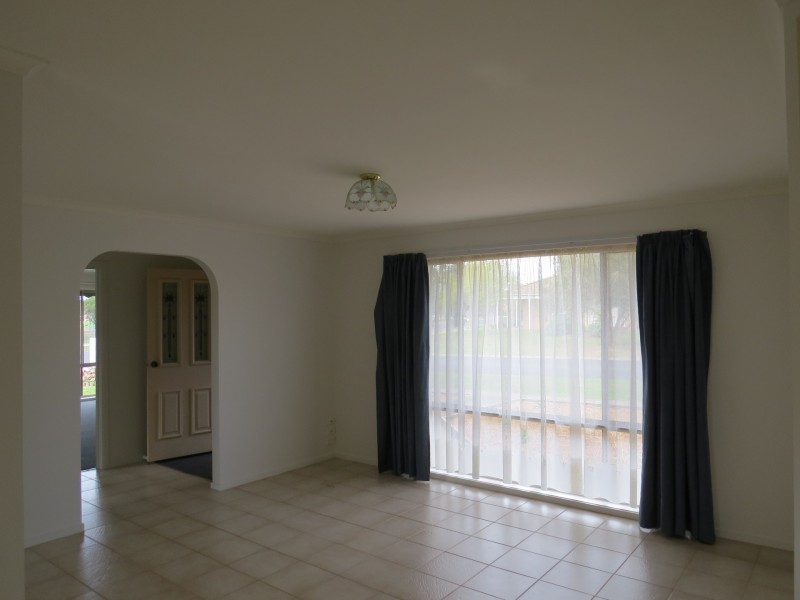 2 Morekana Crescent, Eastwood VIC 3875