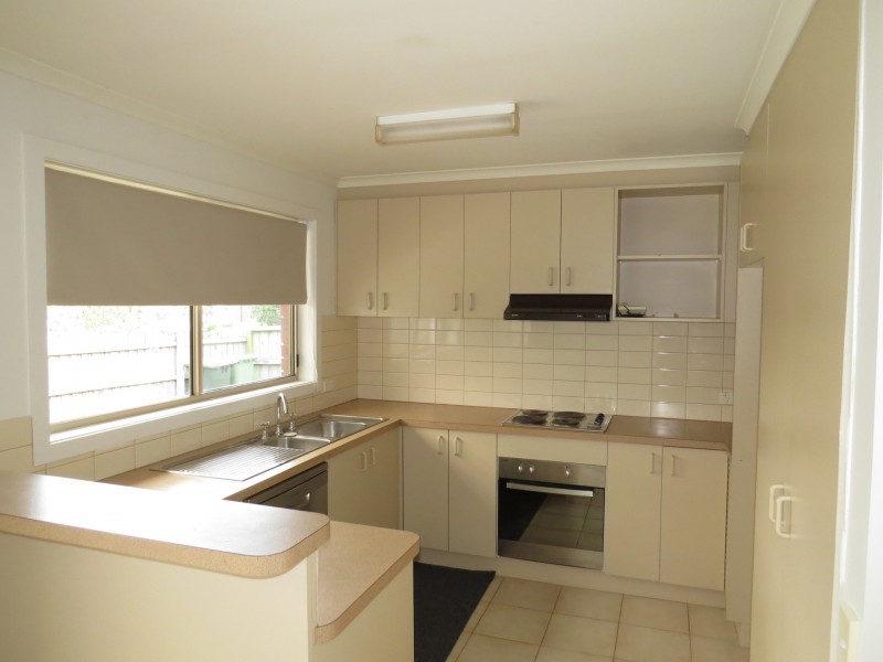 2 Morekana Crescent, Eastwood VIC 3875