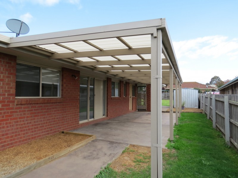 2 Morekana Crescent, Eastwood VIC 3875