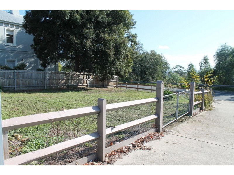 2 Wood Street, Bairnsdale VIC 3875