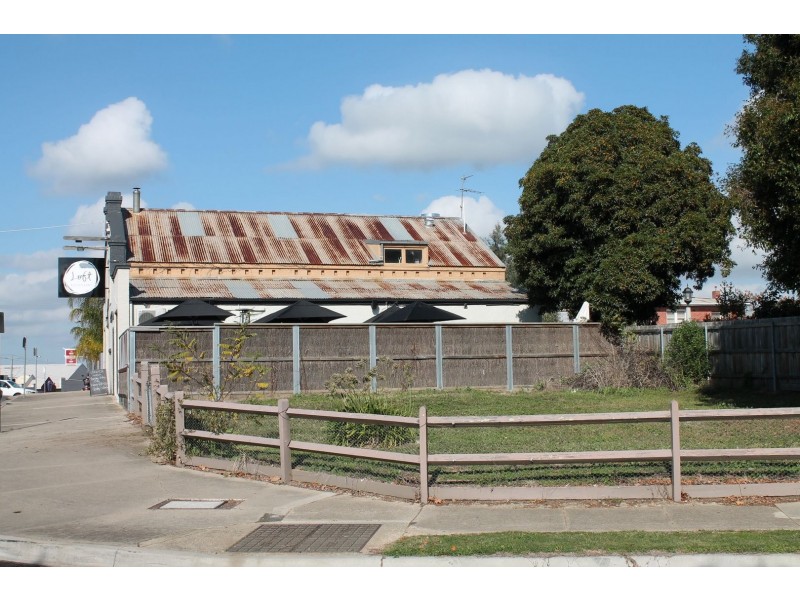 2 Wood Street, Bairnsdale VIC 3875