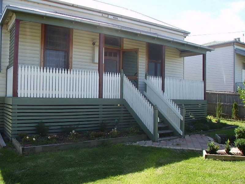 6 Gibbs Place, Bairnsdale VIC 3875