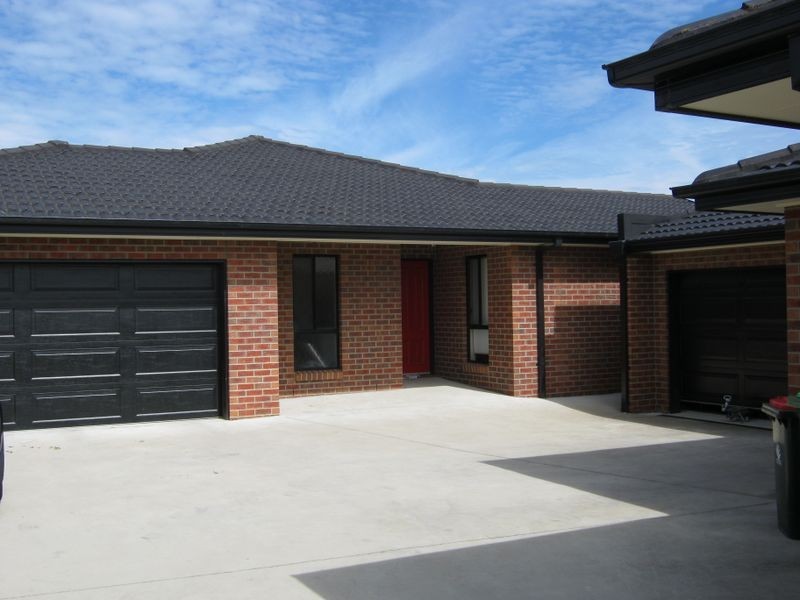 2/11 Georgia Court, Bairnsdale VIC 3875