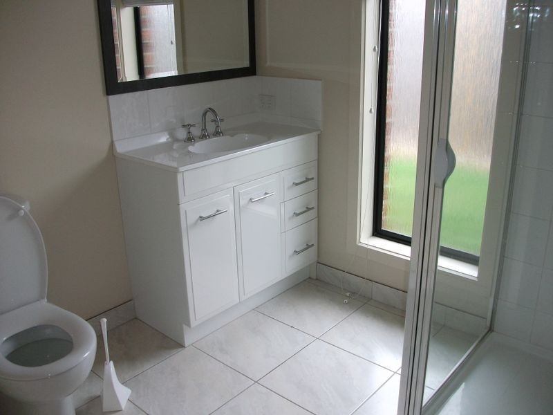 2/11 Georgia Court, Bairnsdale VIC 3875