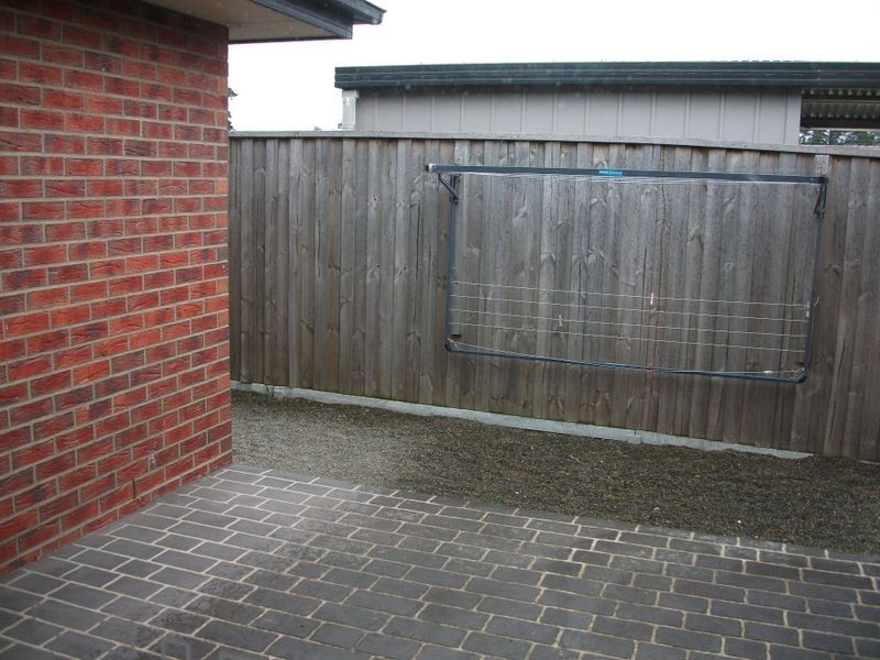 2/11 Georgia Court, Bairnsdale VIC 3875