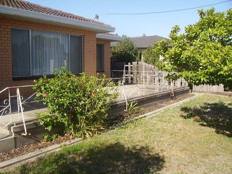 63 Moroney Street, Bairnsdale VIC 3875