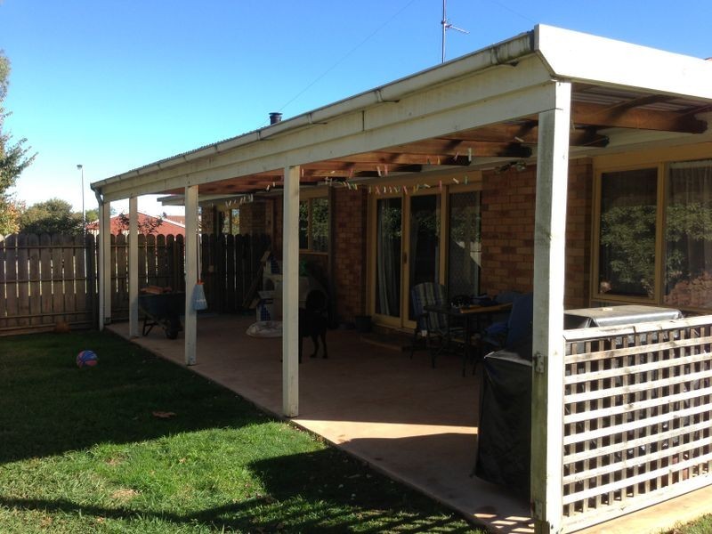 54 Balmoral Crescent, Bairnsdale VIC 3875