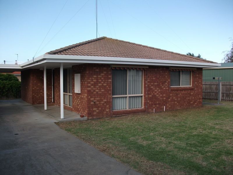 2/1 Churchill Street, Bairnsdale VIC 3875