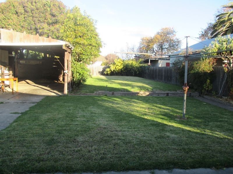 7 Pinnock Street, Bairnsdale VIC 3875