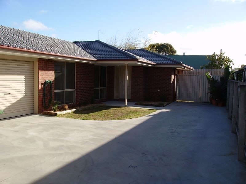 1/104 McKean Street, Bairnsdale VIC 3875