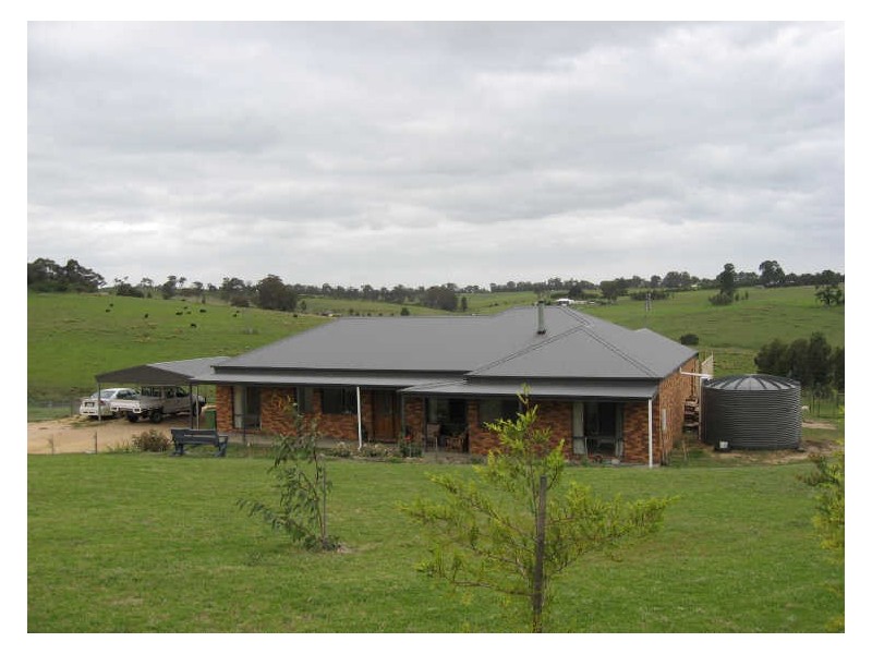 21 Ronwin Court, Bairnsdale VIC 3875