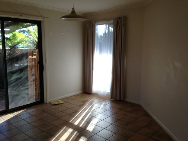 15 Woodward Street, Wy Yung VIC 3875
