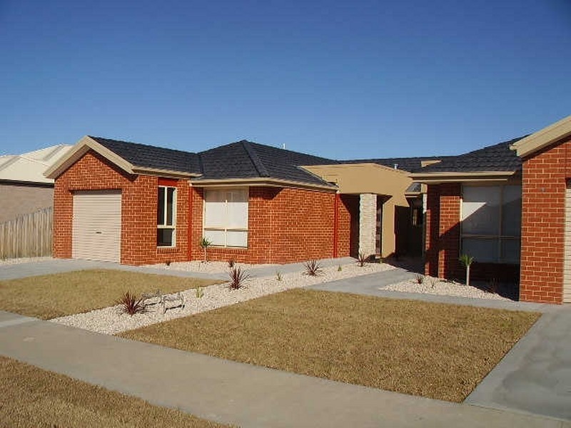 20 Deakin Avenue, Bairnsdale VIC 3875