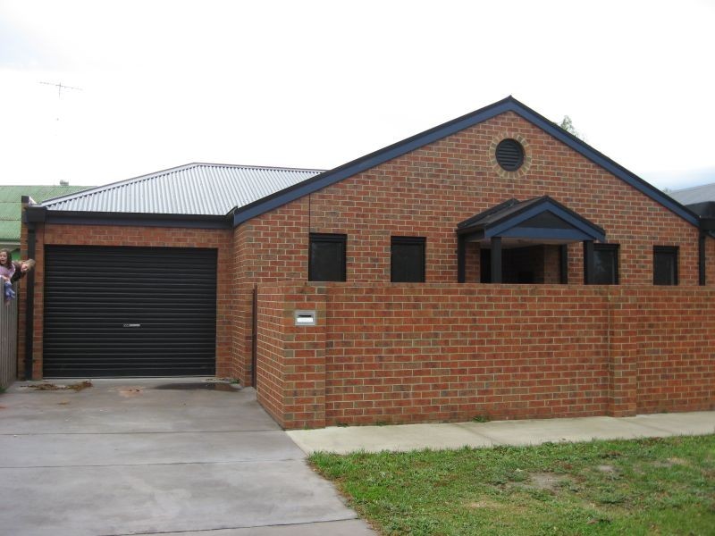 Unit 2/6 Tomkins Street, Bairnsdale VIC 3875