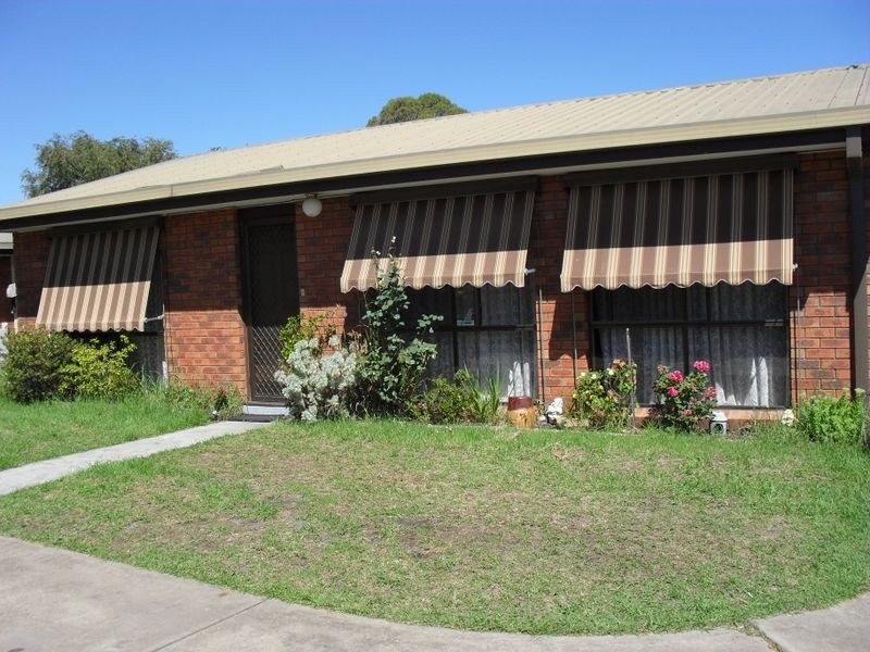 2/1 Dahlsen Crescent, Bairnsdale VIC 3875