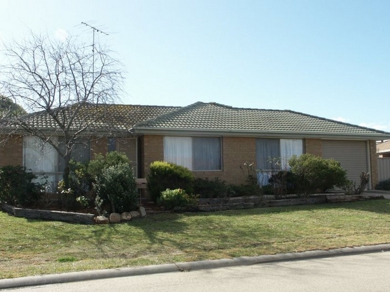 5 Callistemon Court, Bairnsdale VIC 3875