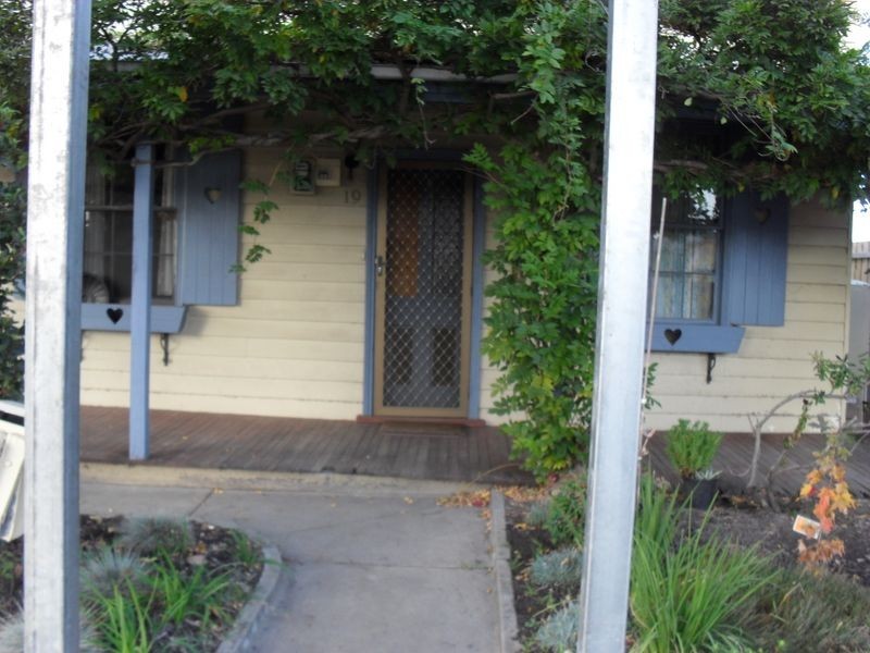 1/19 Jefferson Street, Bairnsdale VIC 3875