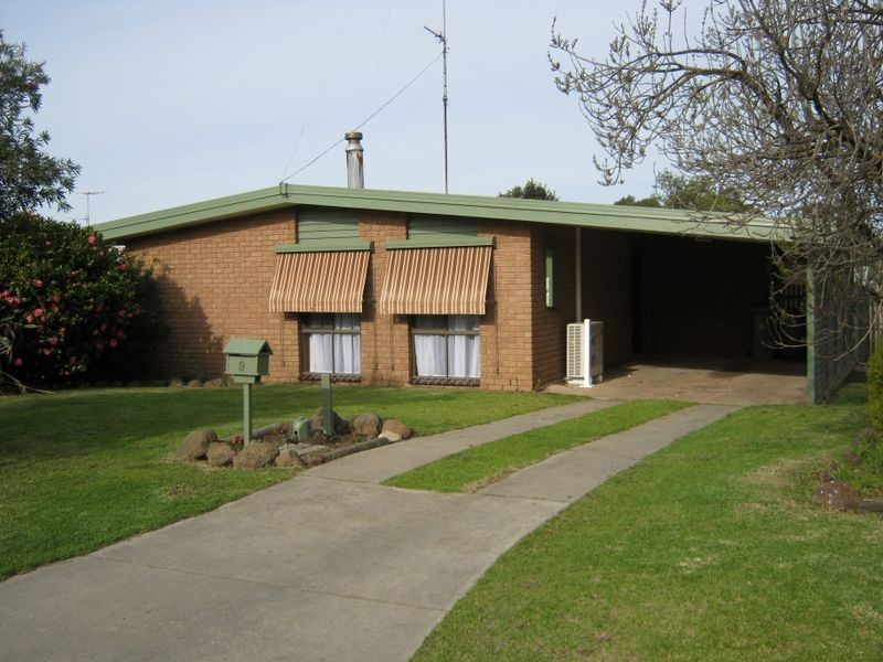 9 Lindsay Court, Wy Yung VIC 3875